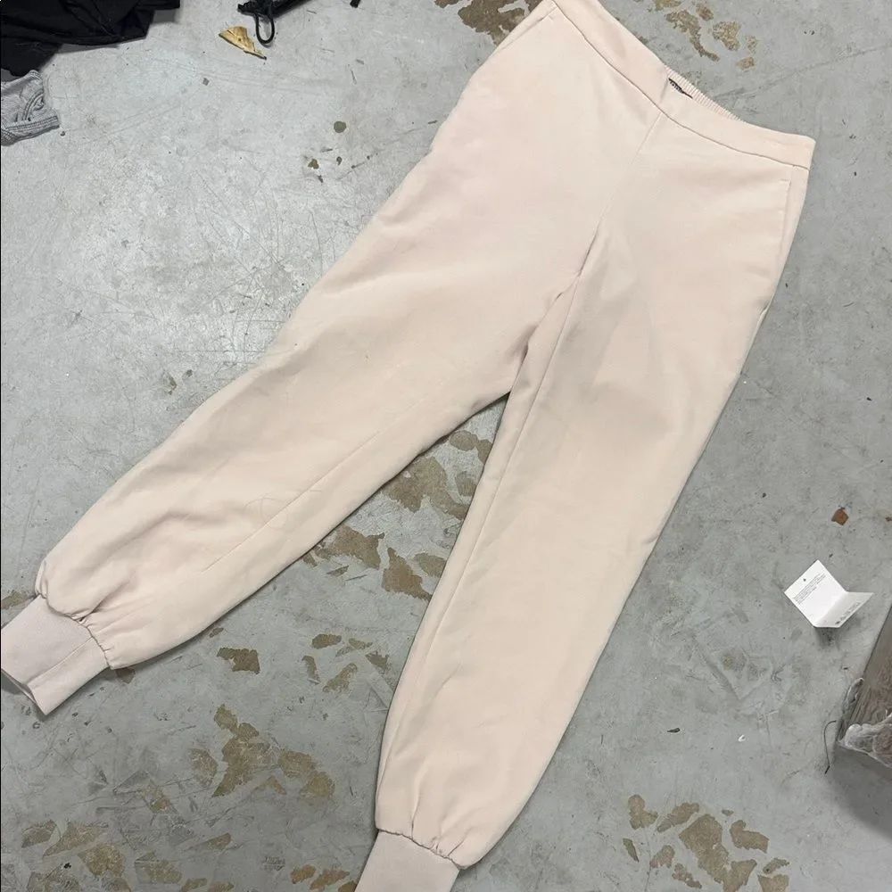 Cream Jogger Pants EXPRESS - Never Worn Size XS - Pockets Cuffed Ankle